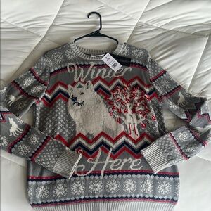 Gray Crew Neck Sweater with Wolf and Winter Design